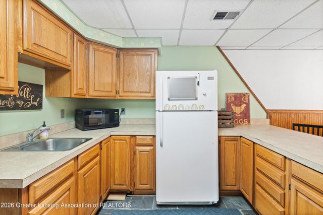 6502 W Stoll Road, Lansing, MI 48906