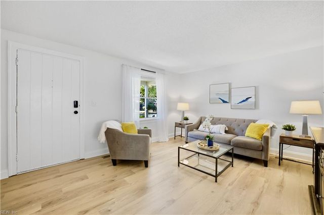 3588 Riverside DR, Norfolk, VA 23502