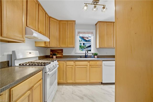 3588 Riverside DR, Norfolk, VA 23502