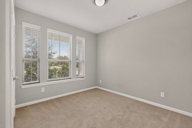 136 Camp Fire Drive, Waxahachie, TX 75165