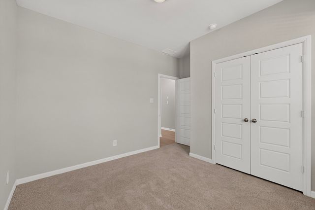 136 Camp Fire Drive, Waxahachie, TX 75165