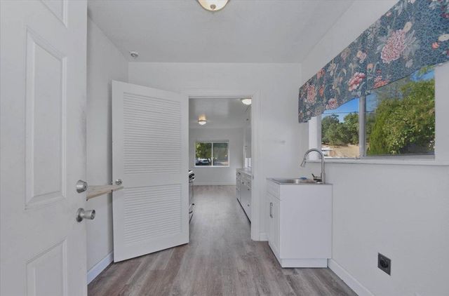 90 Gopher Flat Rd, Sutter Creek, CA 95685