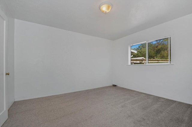 90 Gopher Flat Rd, Sutter Creek, CA 95685