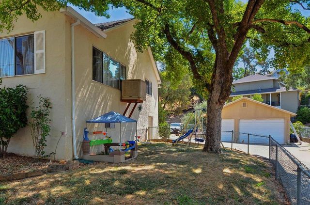 90 Gopher Flat Rd, Sutter Creek, CA 95685