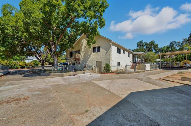 90 Gopher Flat Rd, Sutter Creek, CA 95685