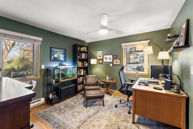 3100 Oxford Street N, Roseville, MN 55113