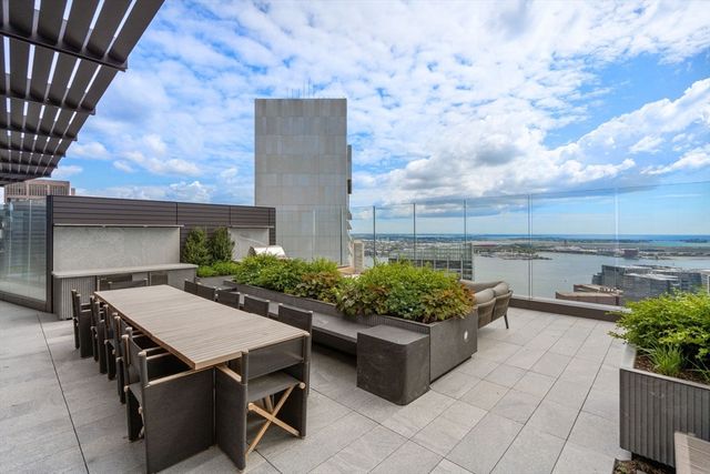 682 Atlantic Ave 4110, Boston, MA 02111