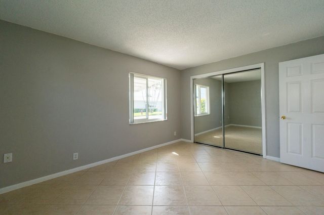 2391 SW 13th Terrace, Boynton Beach, FL 33426