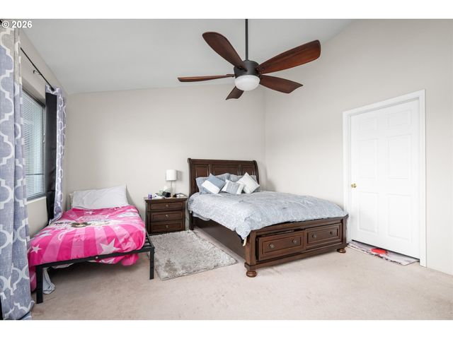 805 QUEENS Ave, Creswell, OR 97426