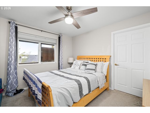 805 QUEENS Ave, Creswell, OR 97426