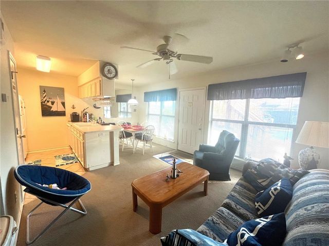 15209 Leeward Dr B1, Corpus Christi, TX 78418