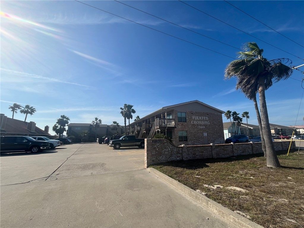 15209 Leeward Dr B1, Corpus Christi, TX 78418