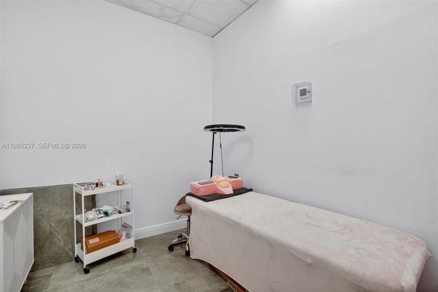 Full Service Beauty Salon For Sale In Bird Road, Miami, FL 33165