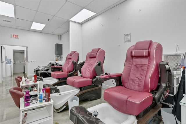 Full Service Beauty Salon For Sale In Bird Road, Miami, FL 33165