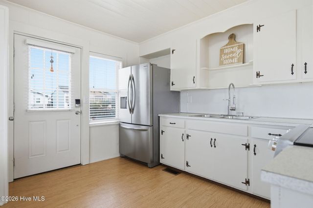 112 Marlin Drive, Supply, NC 28462