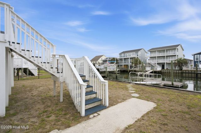 112 Marlin Drive, Supply, NC 28462