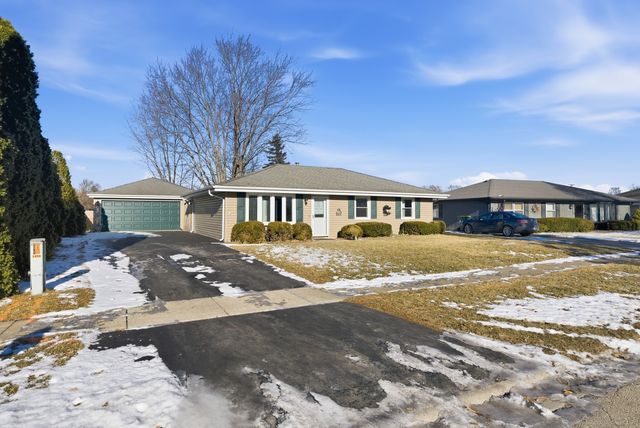 1255 Albert Dottavio Drive, Joliet, IL 60431