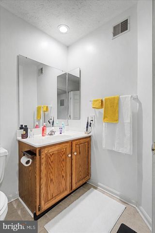 8292 BERRYFIELD DR, Baltimore, MD 21236