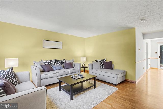 8292 BERRYFIELD DR, Baltimore, MD 21236