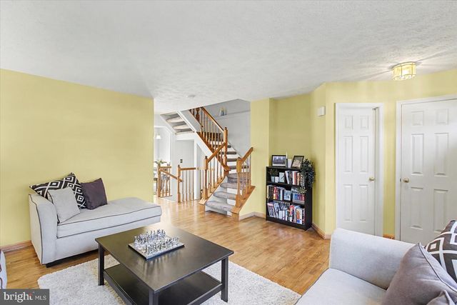 8292 BERRYFIELD DR, Baltimore, MD 21236