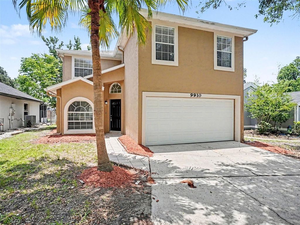 9910 N DEAN OAKS COURT, Orlando, FL 32825
