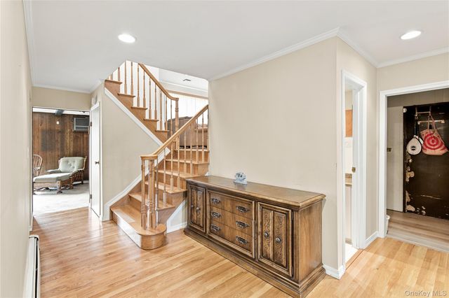 6 Navy Drive, Smithtown, NY 11787