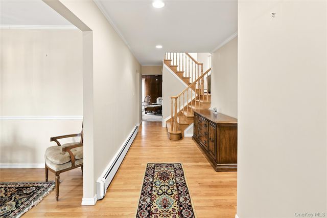 6 Navy Drive, Smithtown, NY 11787
