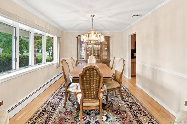 6 Navy Drive, Smithtown, NY 11787