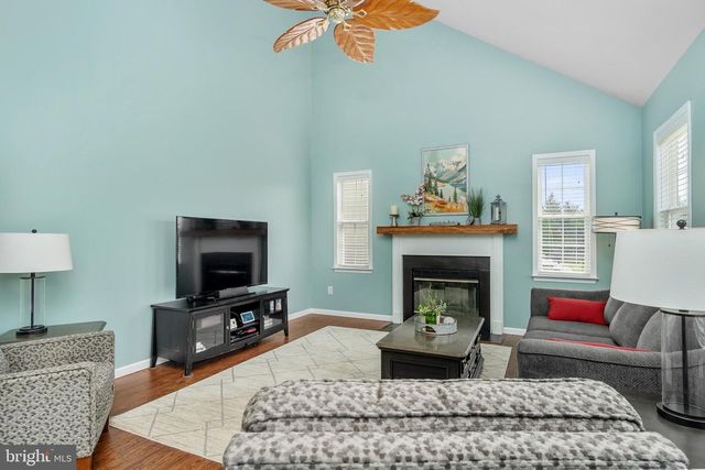 12514 PITTMAN RD, Mercersburg, PA 17236
