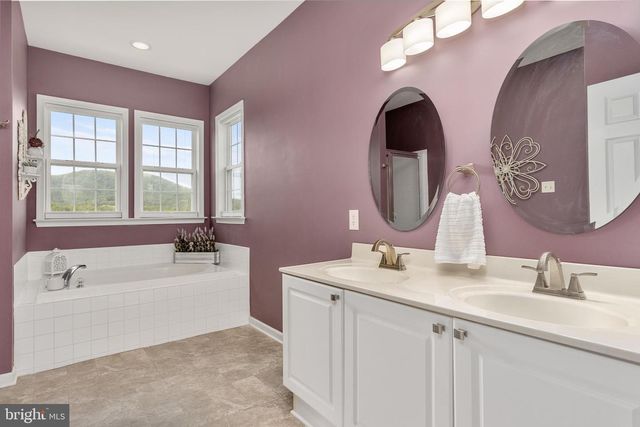 12514 PITTMAN RD, Mercersburg, PA 17236