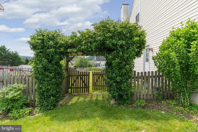12514 PITTMAN RD, Mercersburg, PA 17236