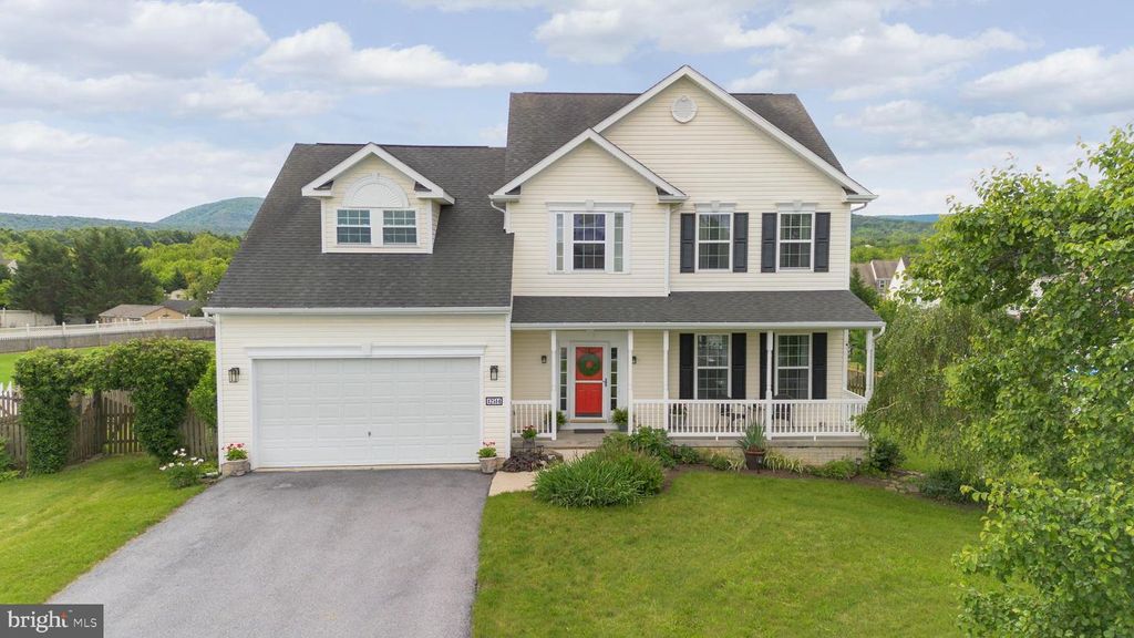 12514 PITTMAN RD, Mercersburg, PA 17236
