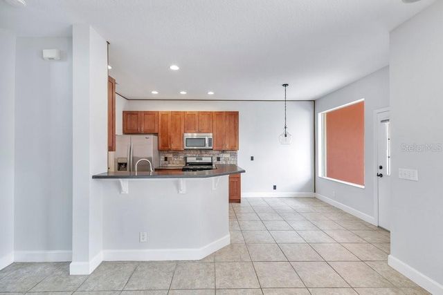 125 MANOR VIEW LANE, Deland, FL 32724