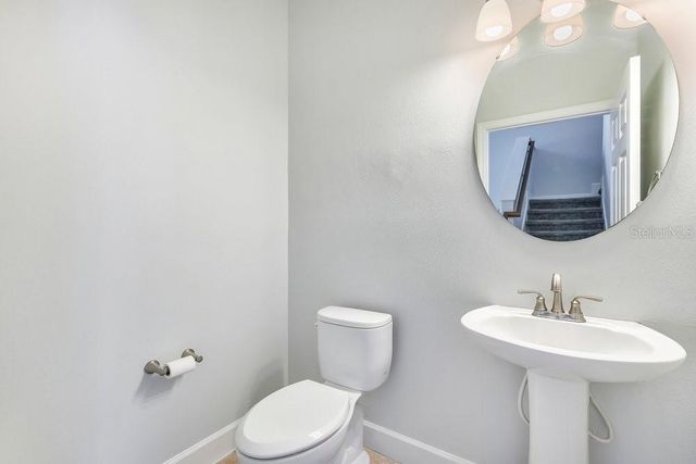 125 MANOR VIEW LANE, Deland, FL 32724