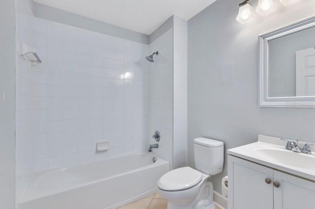 125 MANOR VIEW LANE, Deland, FL 32724