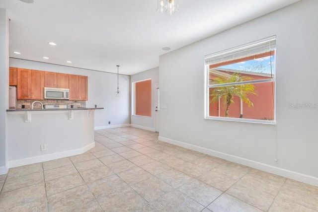 125 MANOR VIEW LANE, Deland, FL 32724