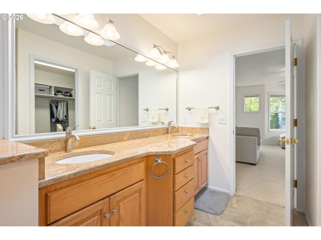 2436 GREINER St, Eugene, OR 97405