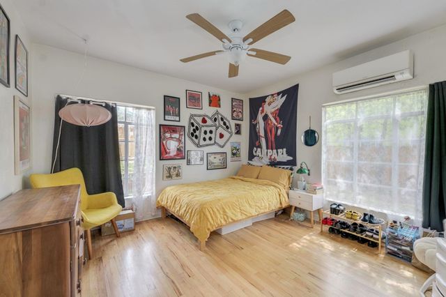 1402 Ashwood RD, Austin, TX 78722