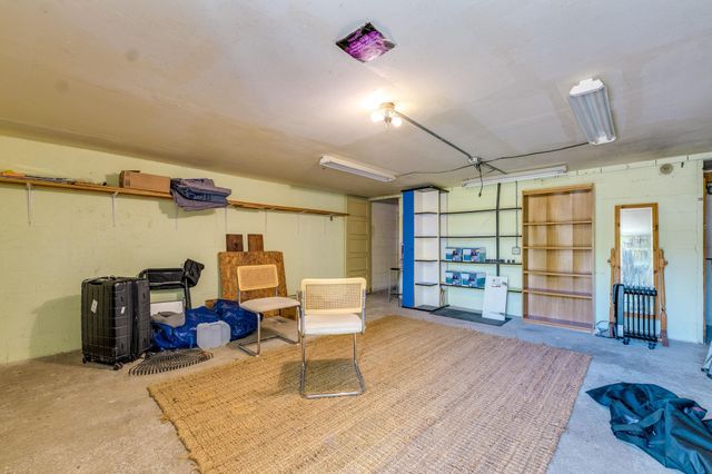 1402 Ashwood RD, Austin, TX 78722