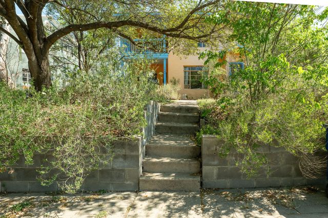 1402 Ashwood RD, Austin, TX 78722