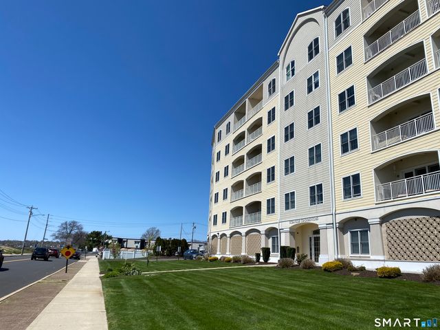 343 Beach Street 501, West Haven, CT 06516