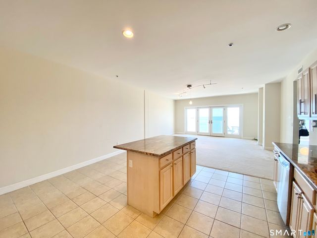 343 Beach Street 501, West Haven, CT 06516