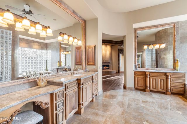 13249 E SUMMIT Drive, Scottsdale, AZ 85259