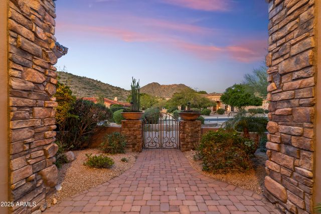 13249 E SUMMIT Drive, Scottsdale, AZ 85259