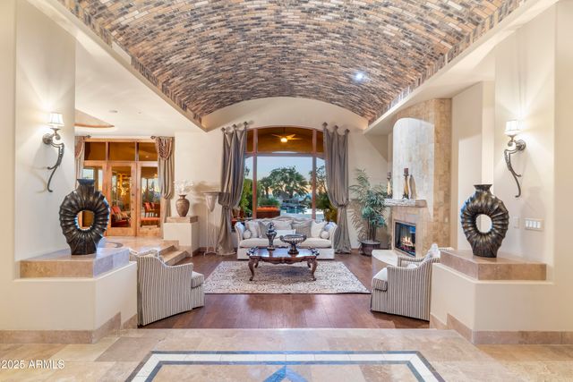 13249 E SUMMIT Drive, Scottsdale, AZ 85259