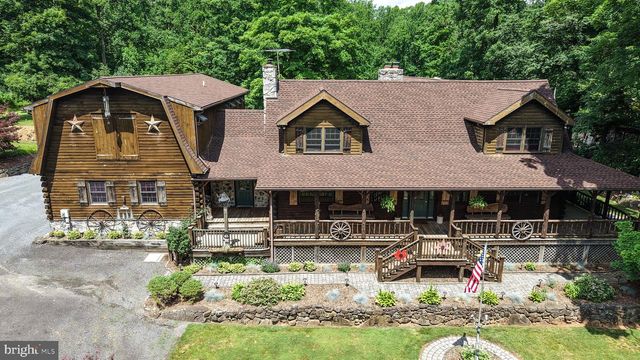 2101 OLD LANCASTER PI, Reinholds, PA 17569