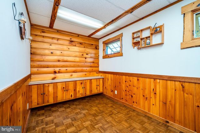 2101 OLD LANCASTER PI, Reinholds, PA 17569