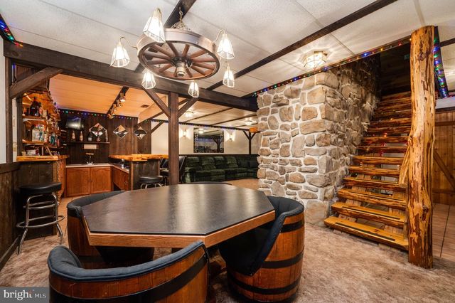 2101 OLD LANCASTER PI, Reinholds, PA 17569