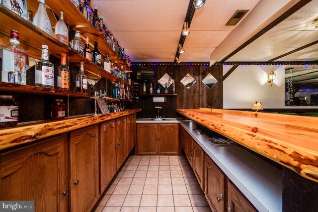 2101 OLD LANCASTER PI, Reinholds, PA 17569