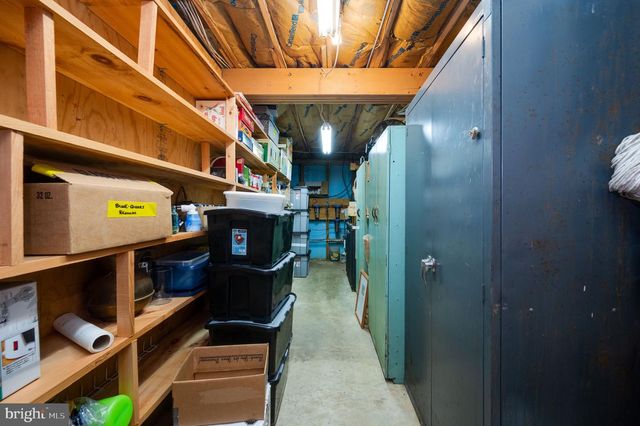 2101 OLD LANCASTER PI, Reinholds, PA 17569